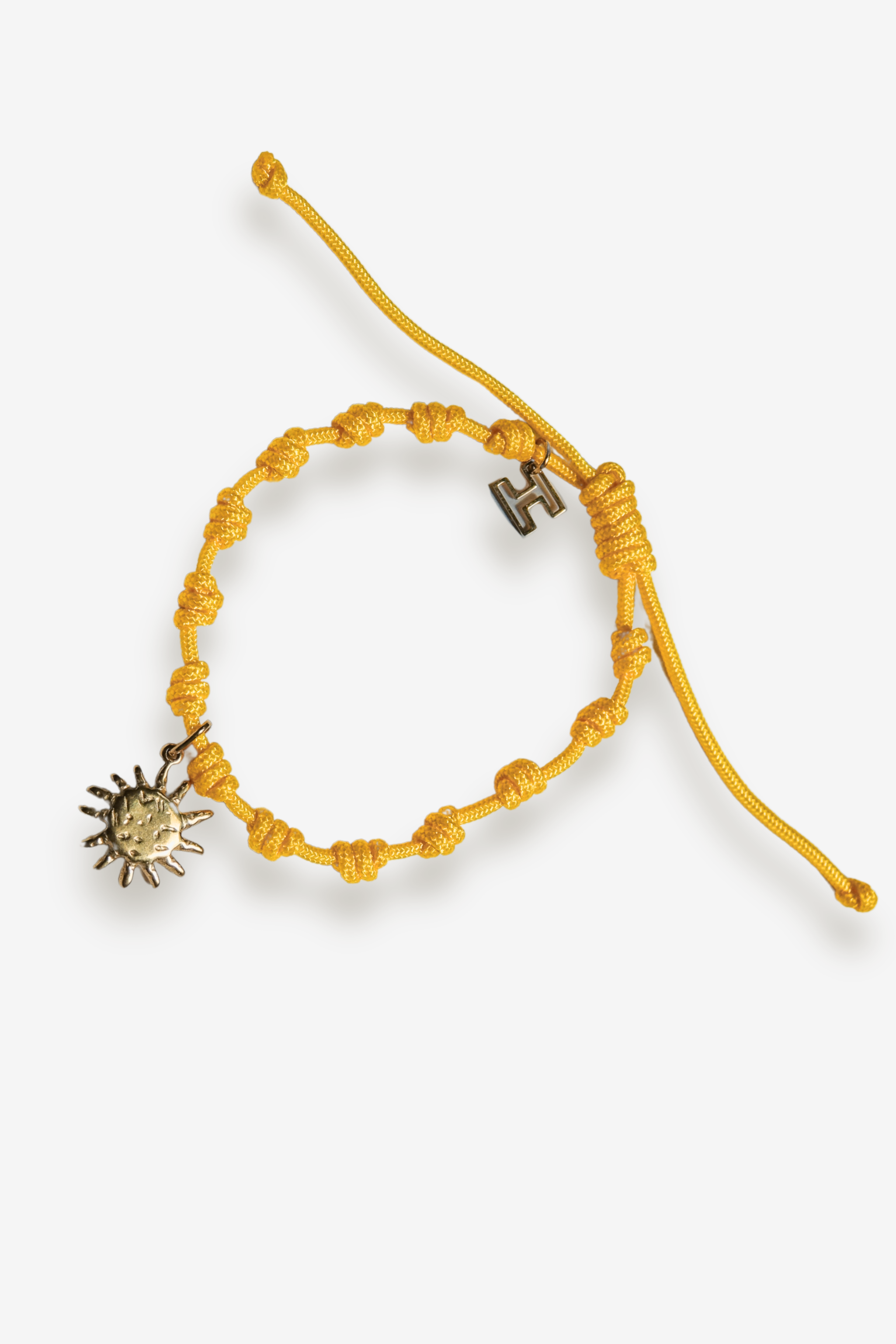 SOLAR // Le bracelet cordon jaune