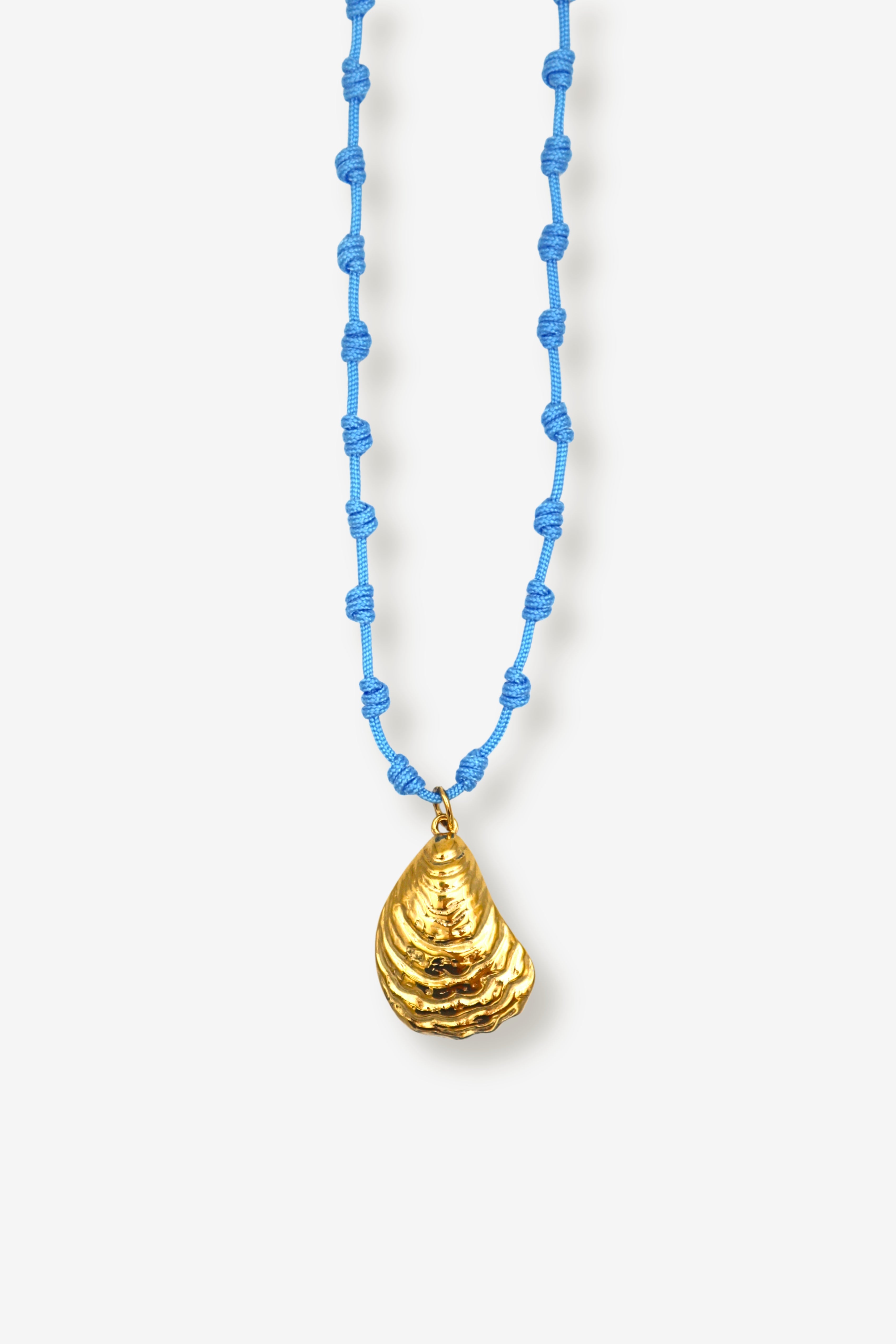 CALVI // Le collier cordon moule