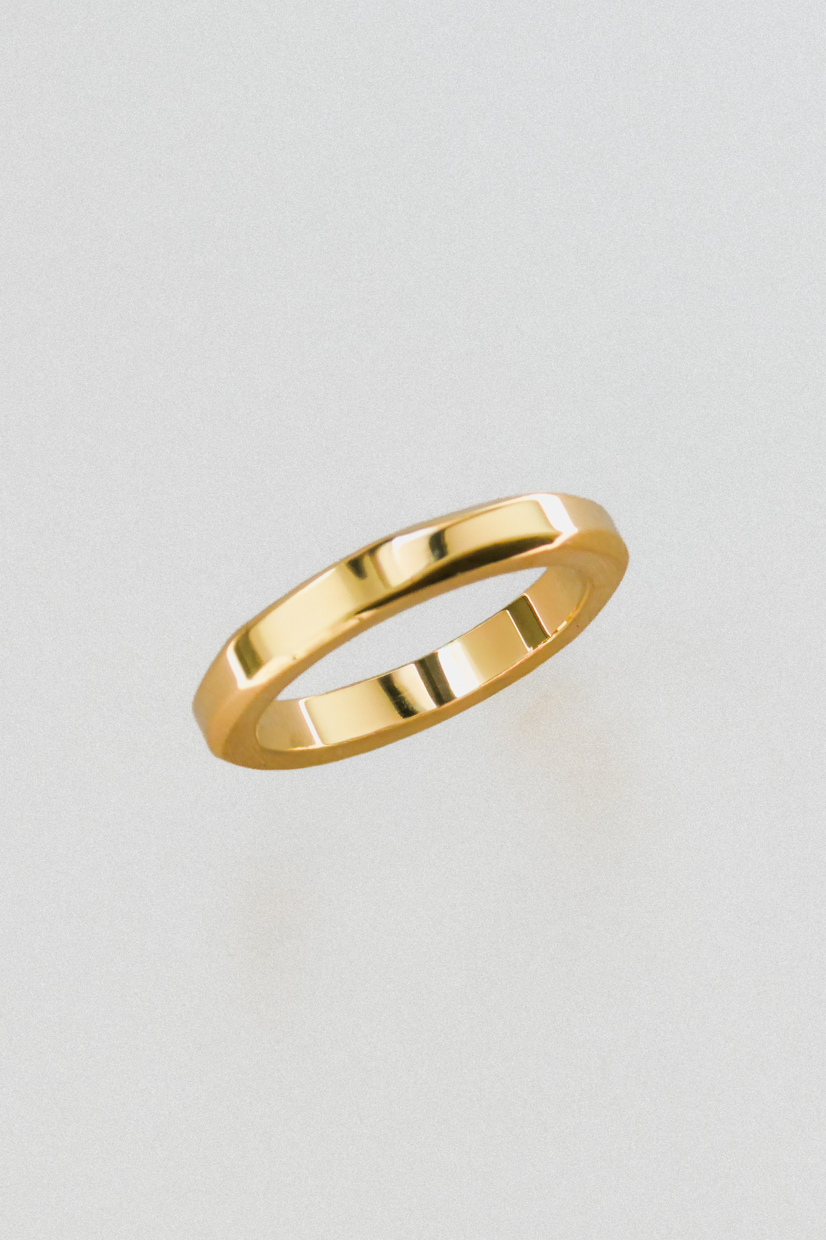 MIA // La bague fine hexagonale