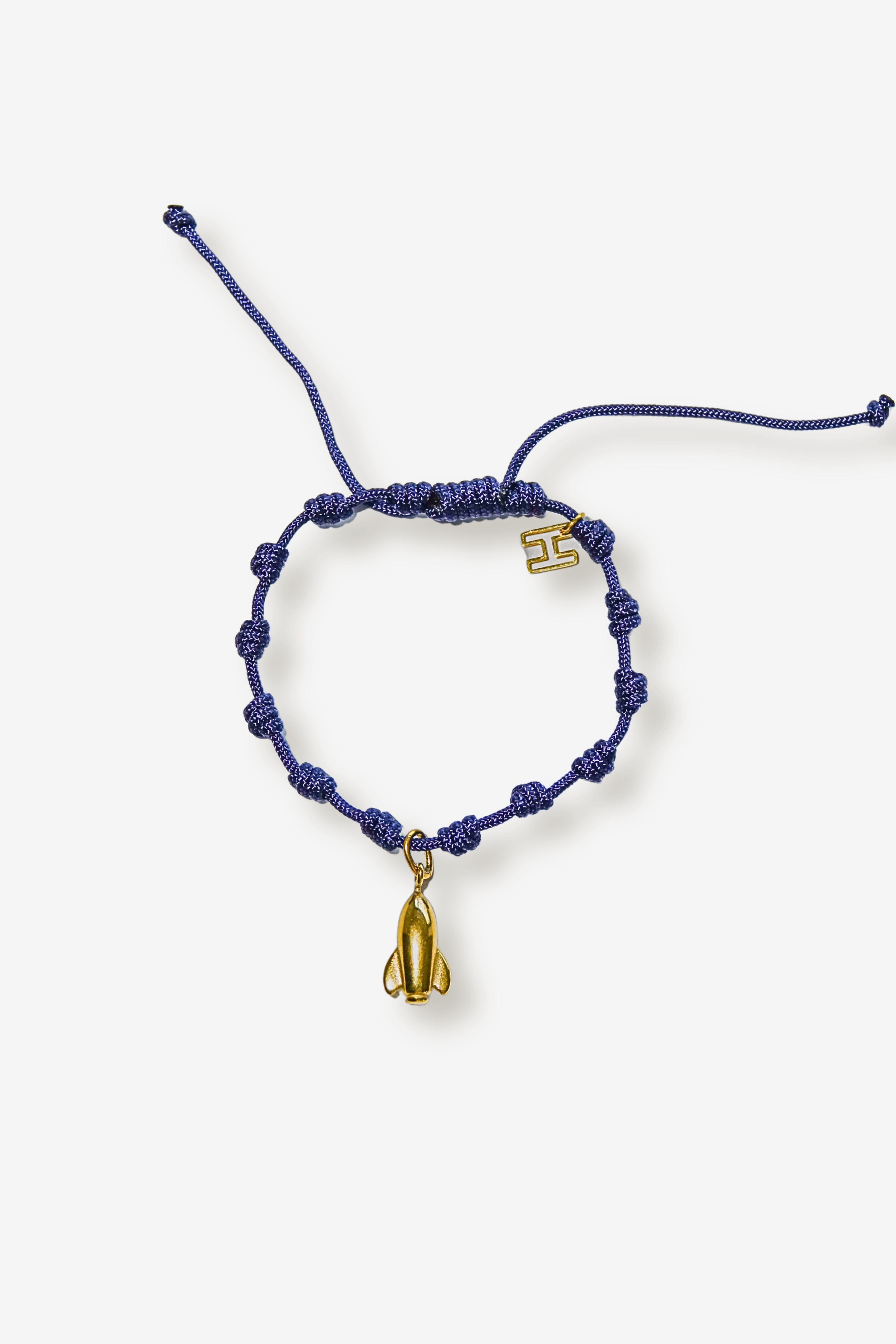 SPACE // Le bracelet cordon fusée