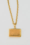 DELTA // Le collier valise
