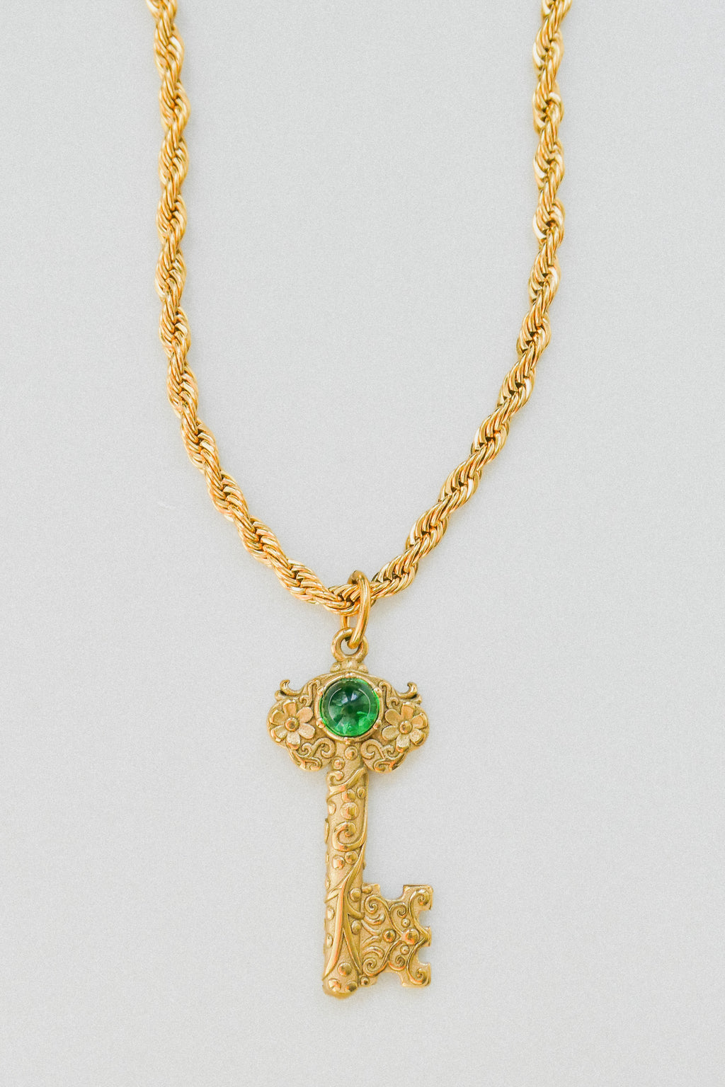 PAOLA // Le collier clé