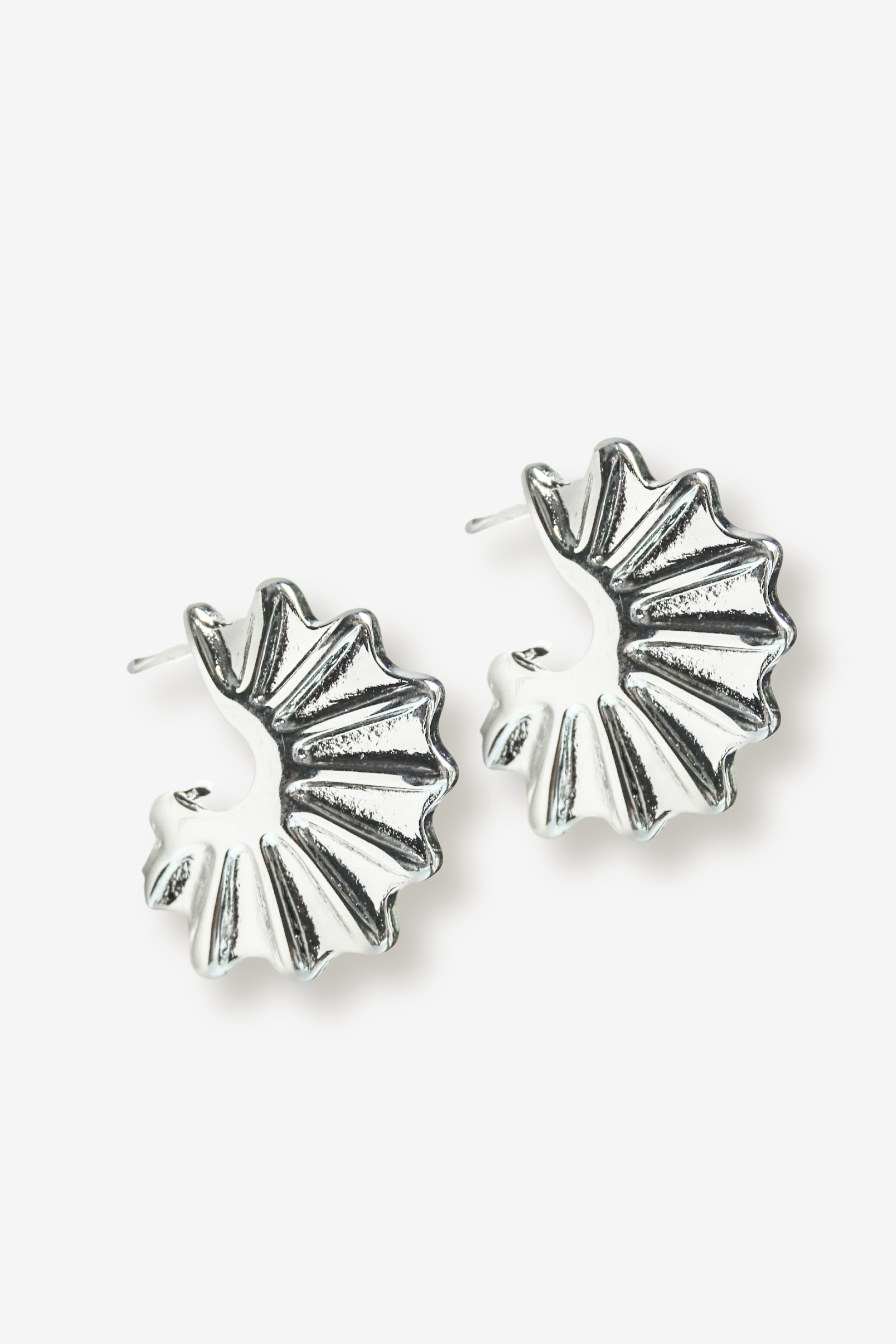 CRETA SILVER // Les boucles fossiles argentées