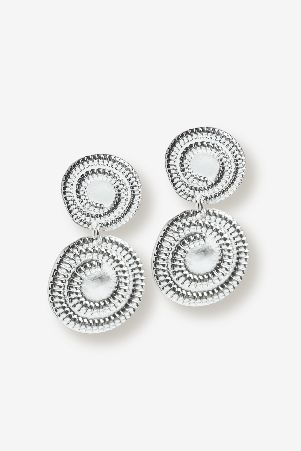 LENA SILVER // Les boucles pendantes argentées
