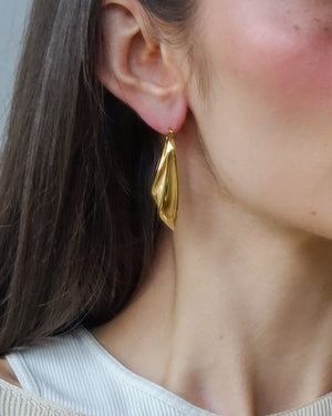 JORDANE // Les boucles drapées