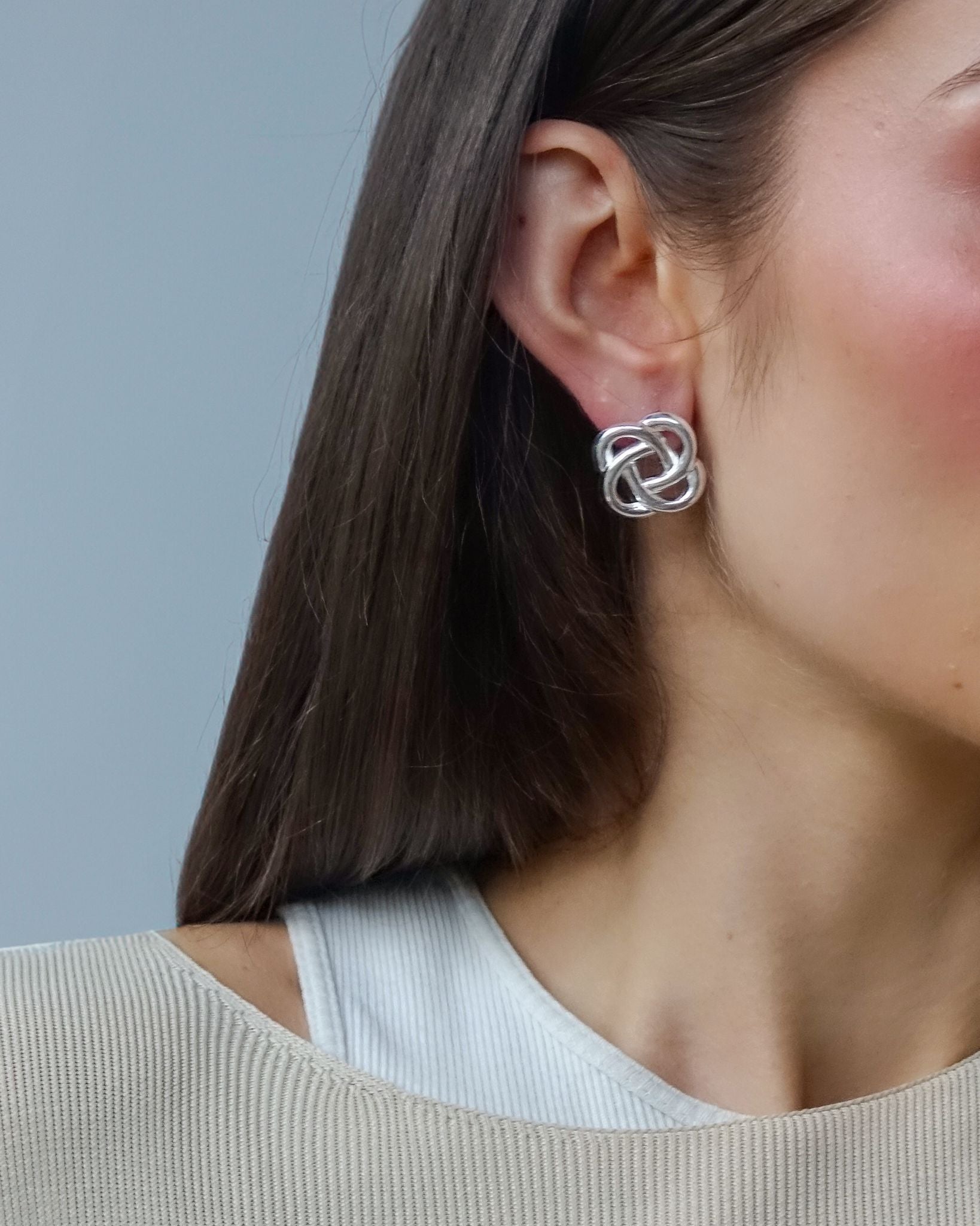ROSIE SILVER // Les boucles Rosace