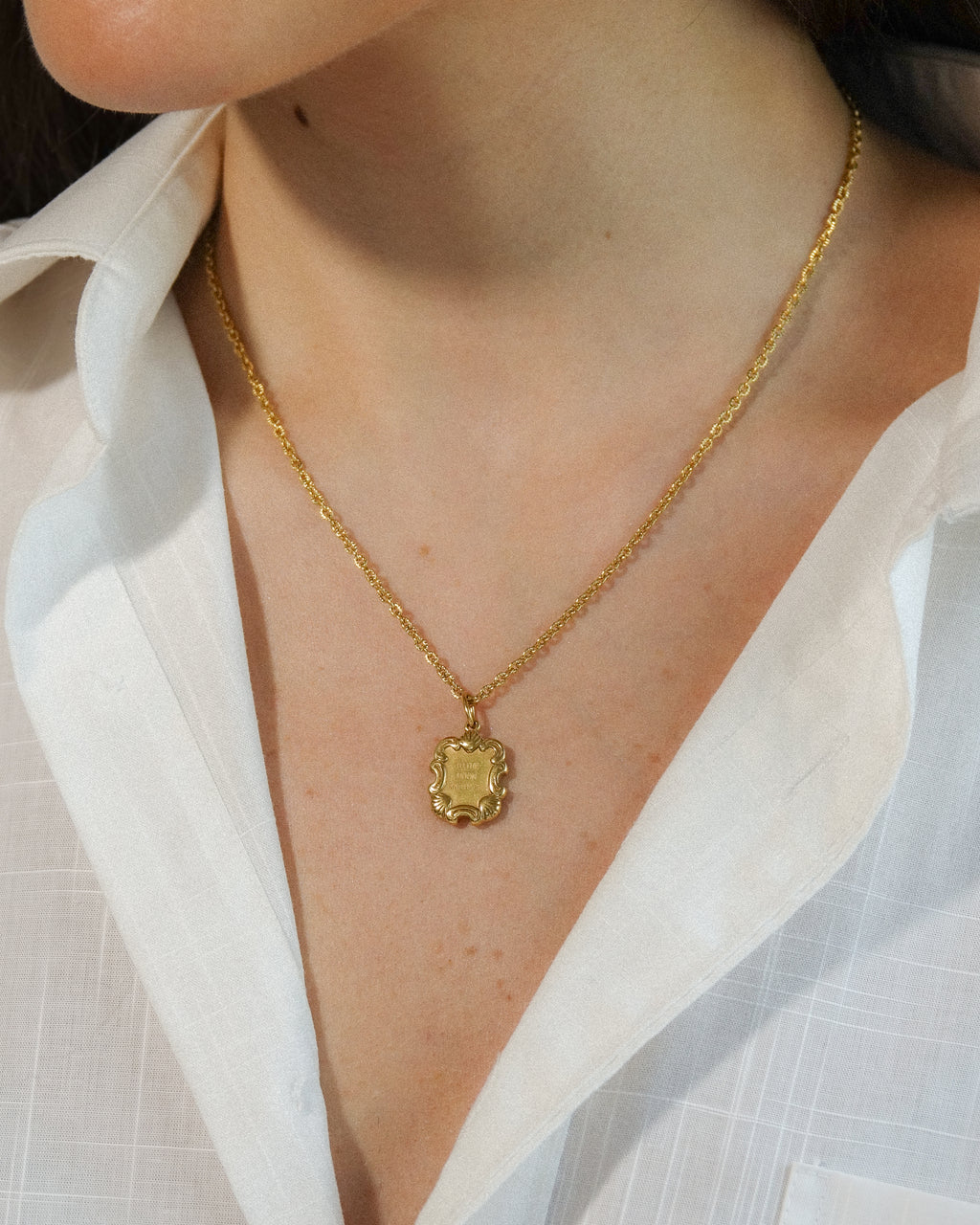 MOON // Le collier To the moon and back