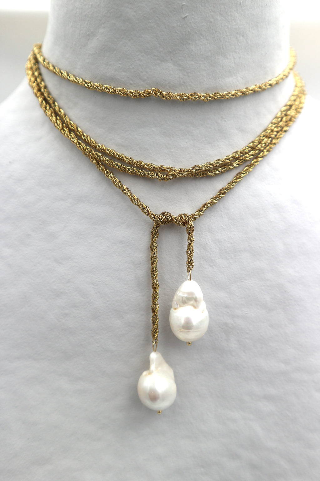 YOKO // The pearl chain
