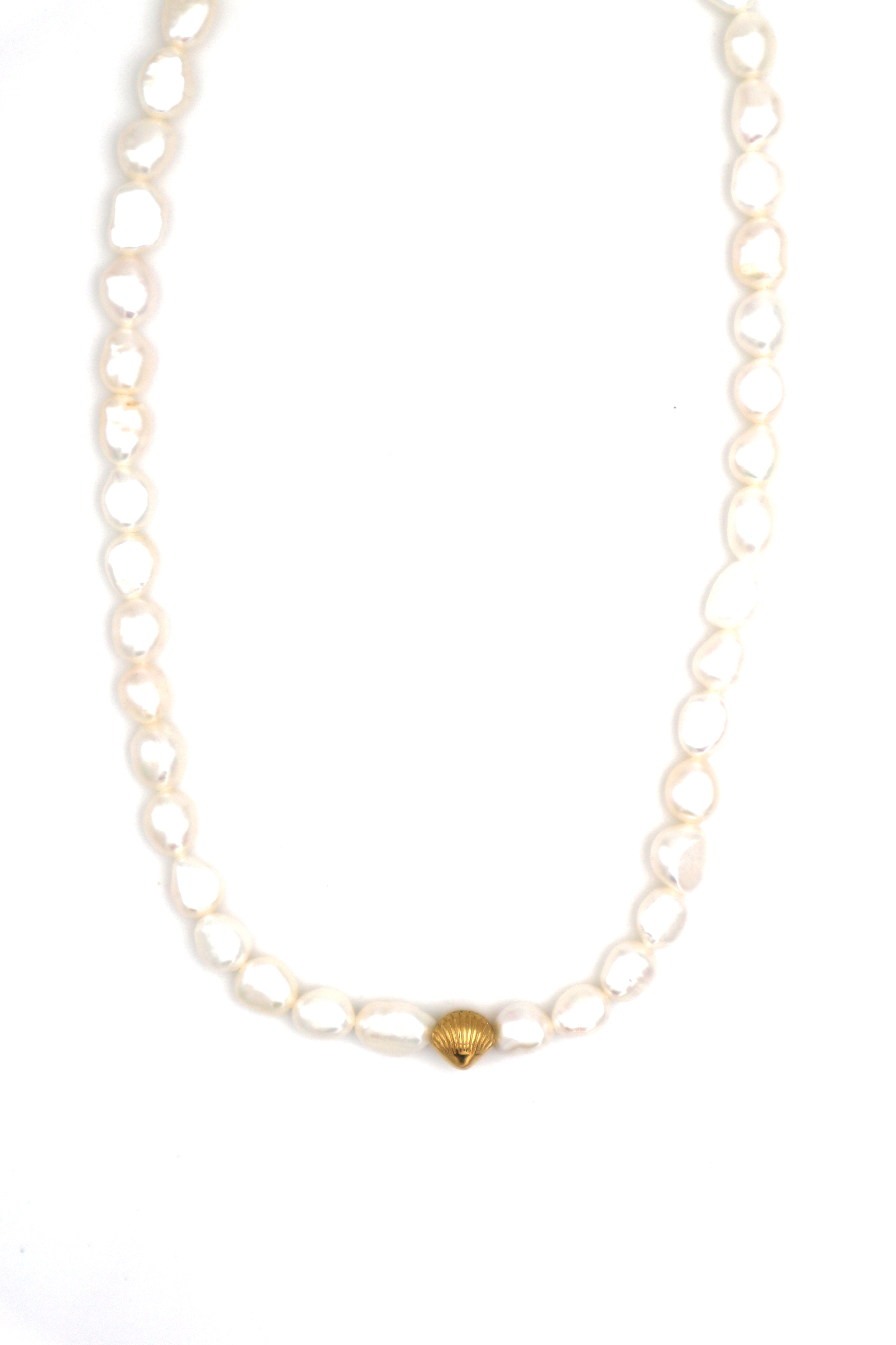 SHELLA // Le collier perles et coquillage