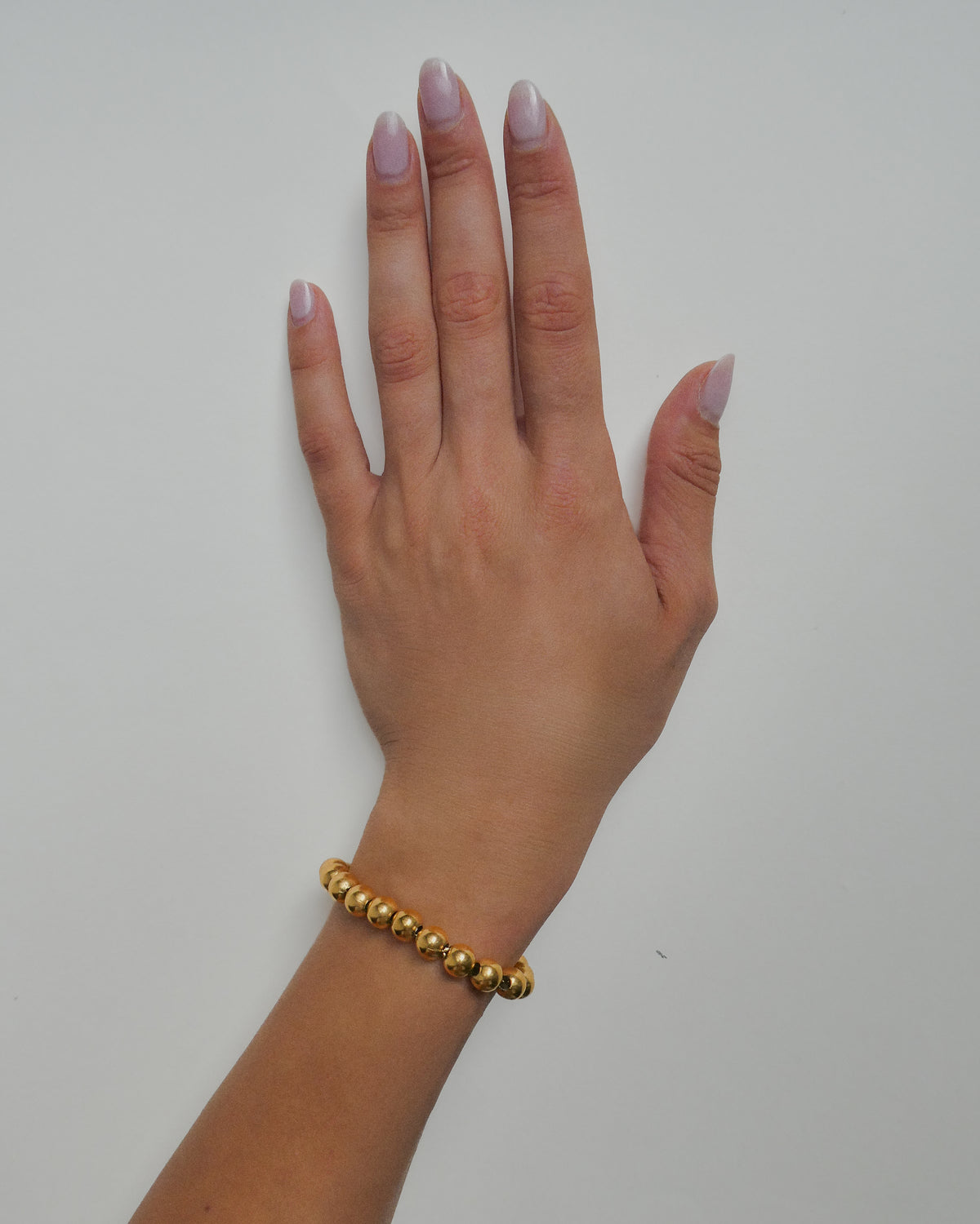 EMILIA // Le bracelet boules