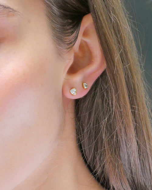 CELIA WHITE // La mini boucle goutte
