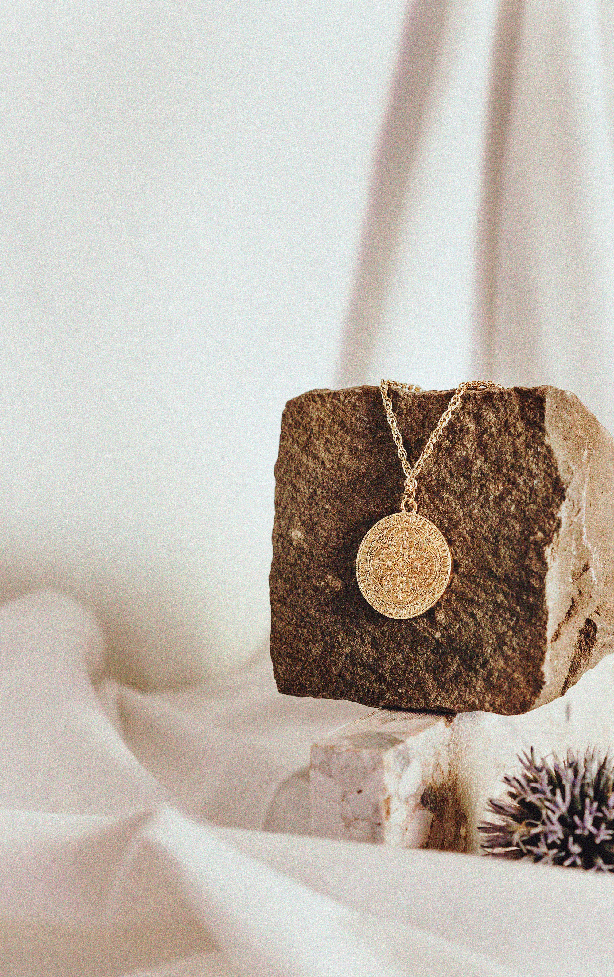 NORMA // Collar Gran Ecu d'Or