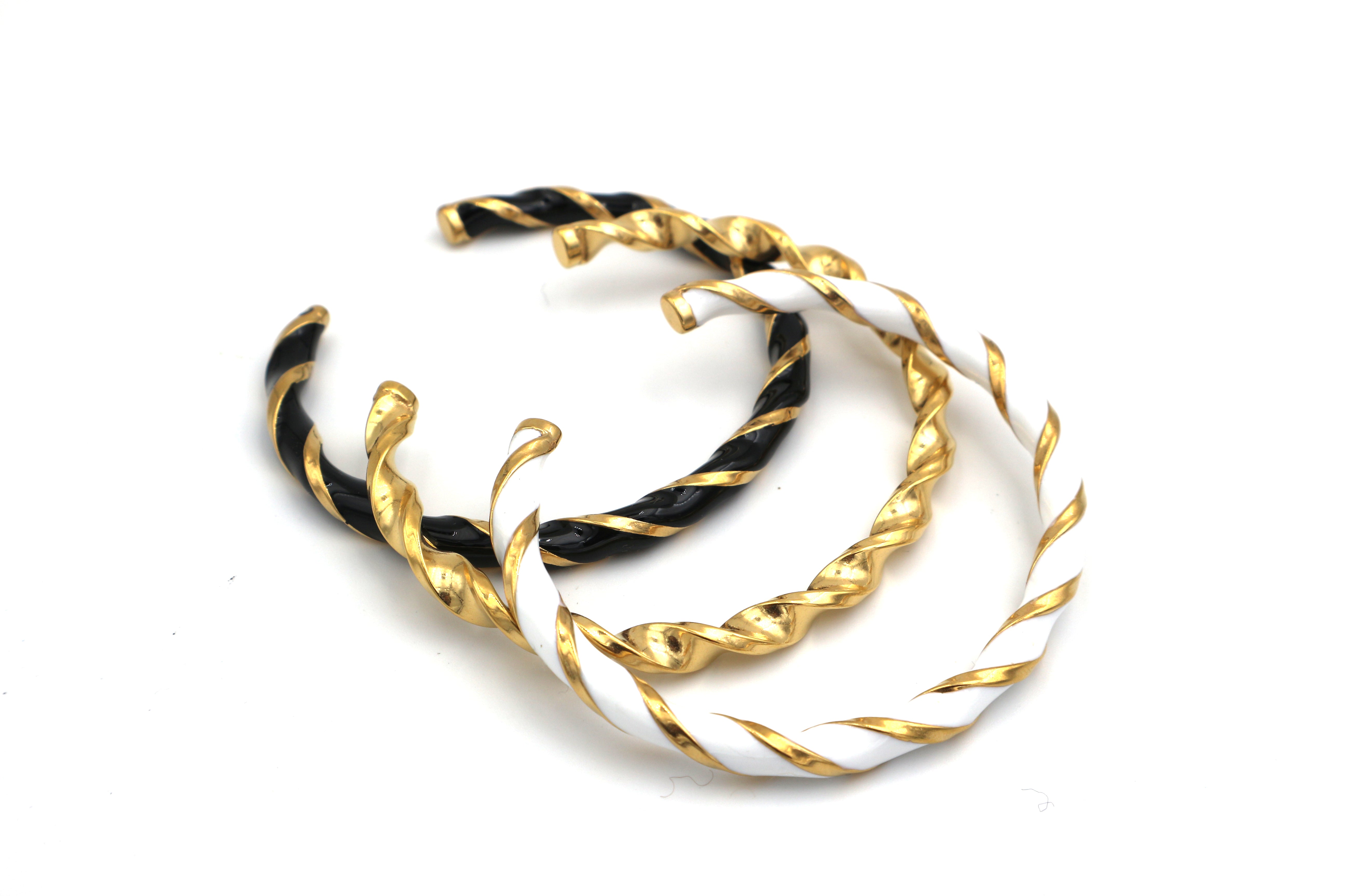 TERRY // Twisted bangle