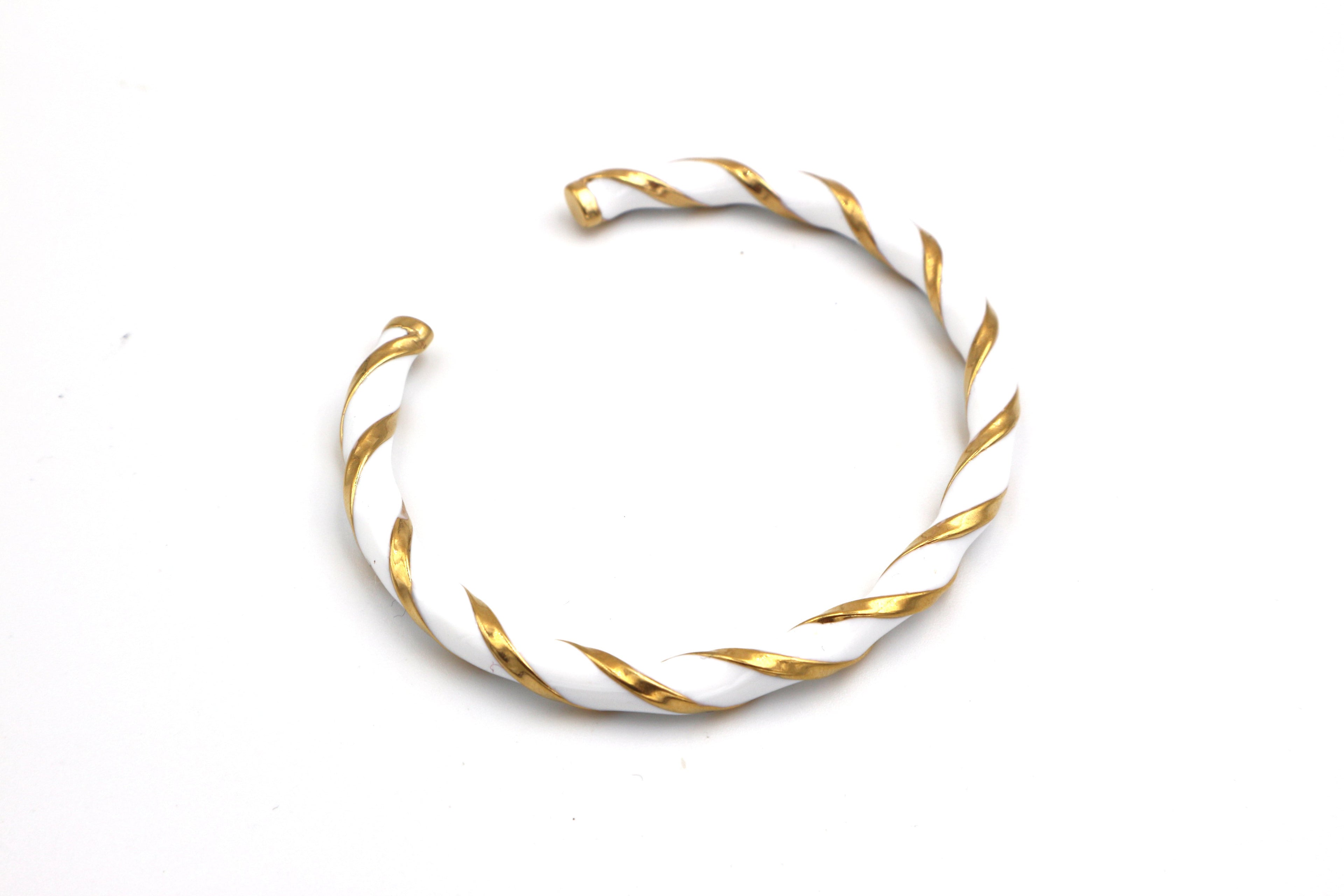 TERRY // Twisted bangle