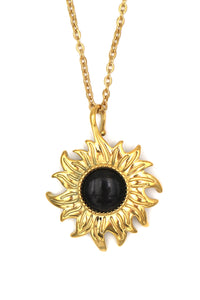 SUMMER // The Sun necklace