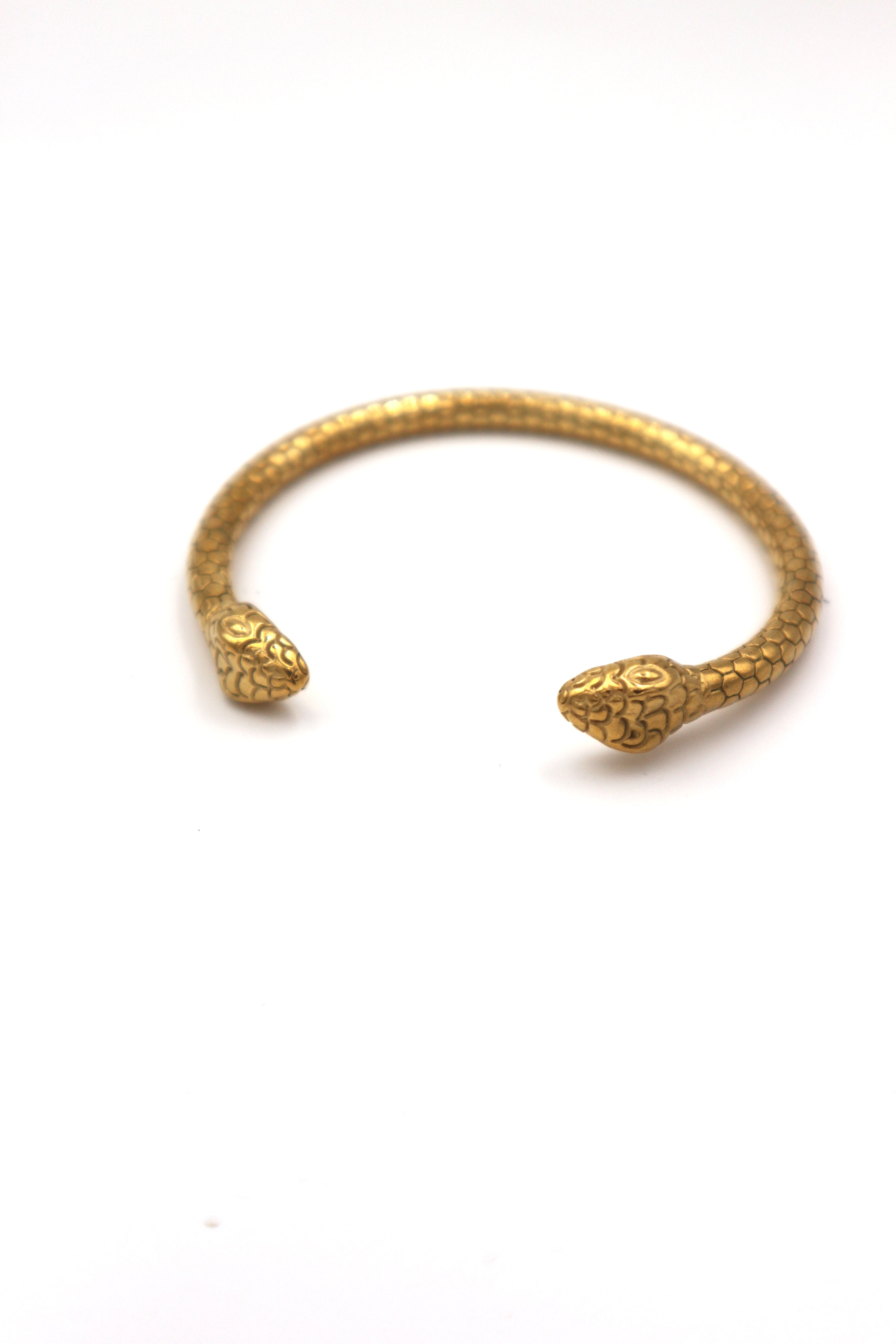 HYGIE // Le jonc serpent