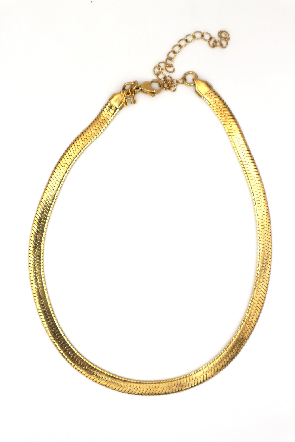 ELZA PLUS // The wide flat necklace